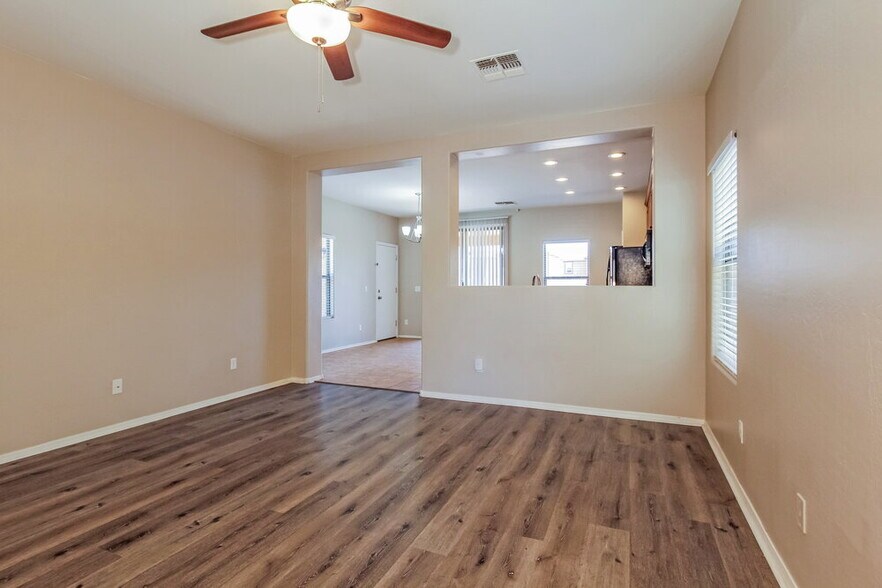 Building Photo - 17103 N 185th Dr