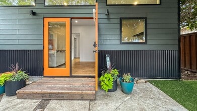 Building Photo - 760-22nd