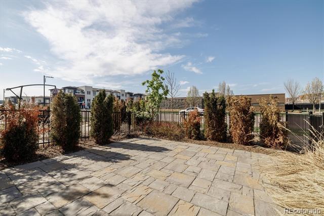 Building Photo - 8862 E 47th Ave