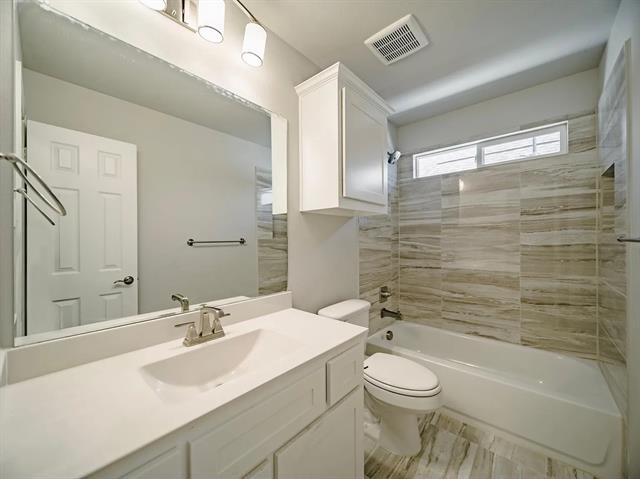 Building Photo - 508 Christie Crossing