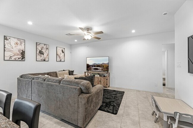 Building Photo - 7534 Cynomys Ct