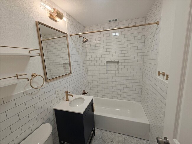 Building Photo - 4257 Cherokee Trail