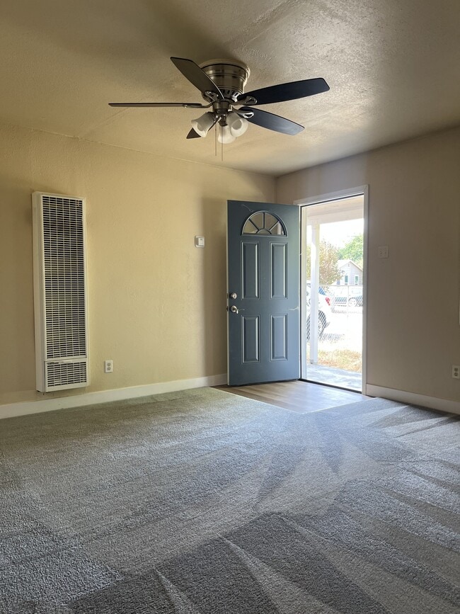 Building Photo - 5553 Feather River Blvd