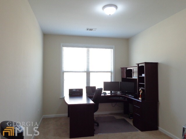 Building Photo - 5000 Morriscastle Dr