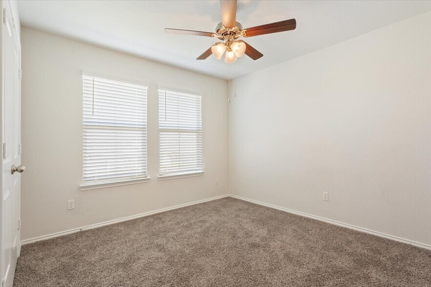 Building Photo - 6317 Elephant Butte