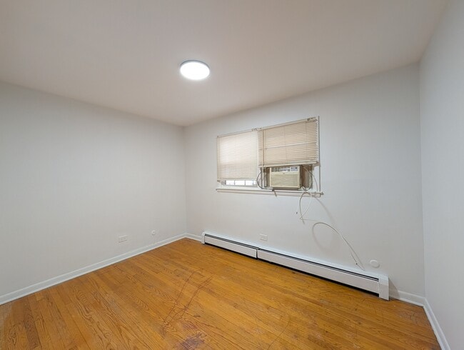 Building Photo - 1502 W Hollywood Ave