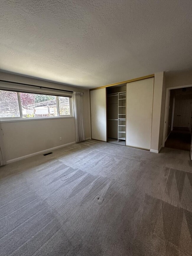 Building Photo - 2035 Dorsch Rd