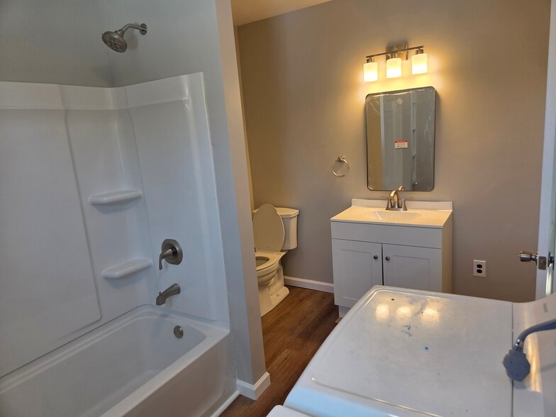 bathroom - 2461 Susquehanna Rd