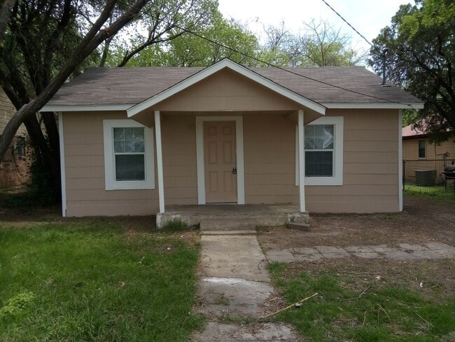 Primary Photo - 2 Bedroom 1 bath home