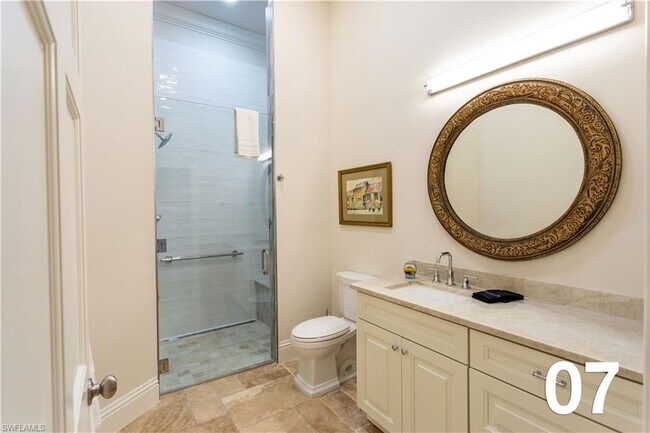 Building Photo - 2225 23rd St SW