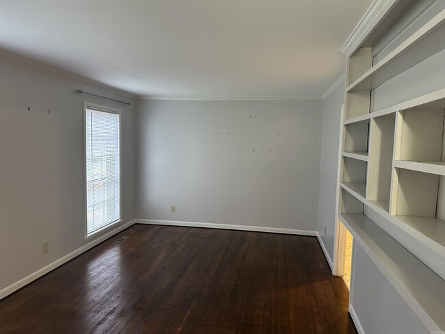 Building Photo - 6719 Brentwood Rd