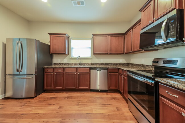 Building Photo - 1808 Sweet Gum Dr