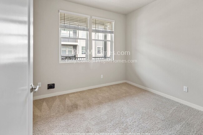 Building Photo - Charming One-Bedroom Condo in the Heart of Bull Mountain - Pool & Gym Access Included!