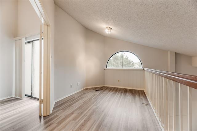 Building Photo - 511 Ranch Trail