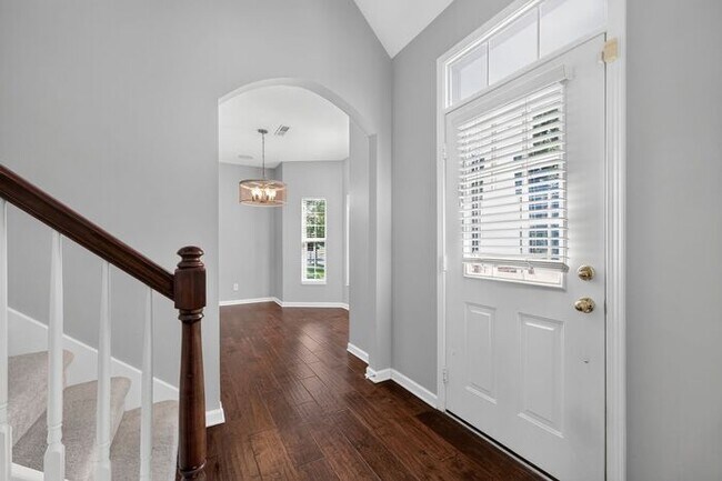 Building Photo - Unique Centennial Townhome