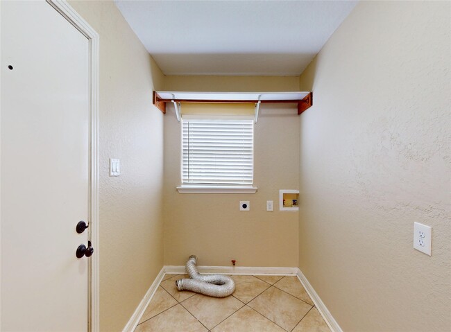 Building Photo - 407 Arizona St