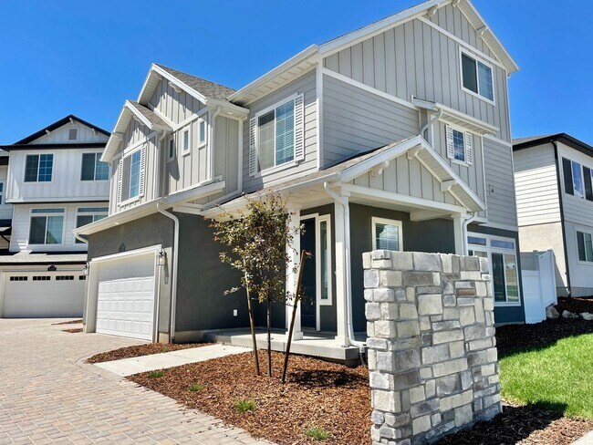 Primary Photo - FIRST MONTH FREE!