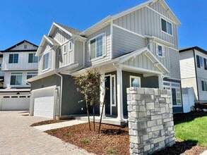 Building Photo - Spacious 2 Story at Holbrook Farms!