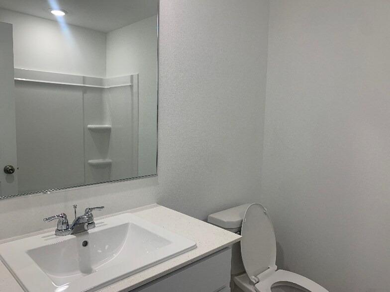 Building Photo - 4024 Drifters Bnd Dr
