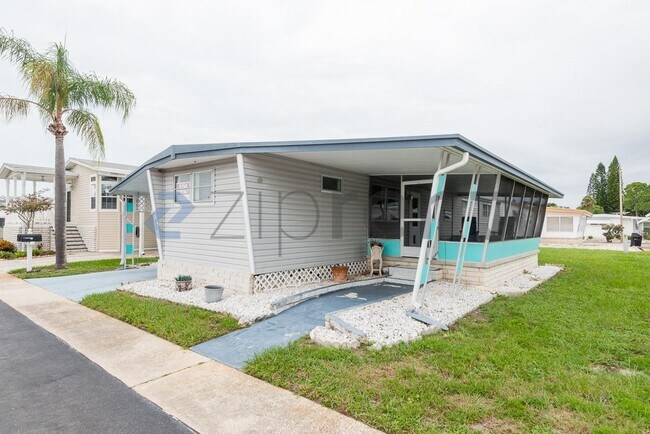 Building Photo - 3301 US-19 ALT