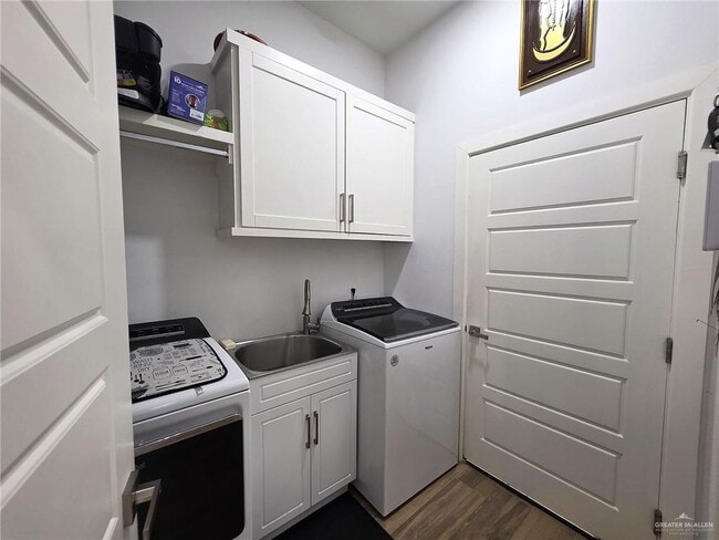 Building Photo - 24 N 36th St