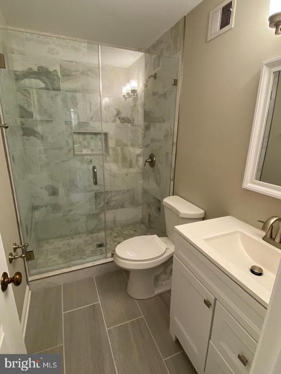 Building Photo - 3707 Moss Brooke Ct