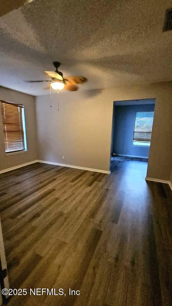 Building Photo - 709 Muskogee Ln