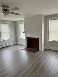 Building Photo - 68 Wales St