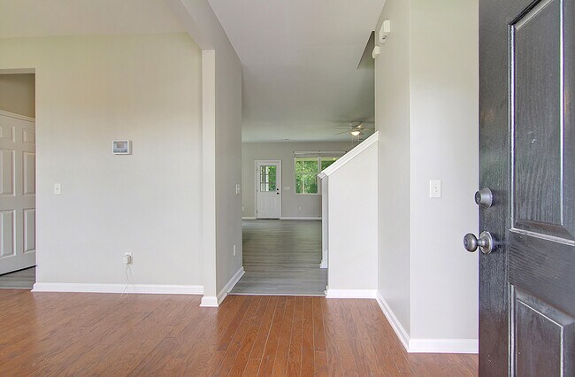 Building Photo - 1861 Cornsilk Dr