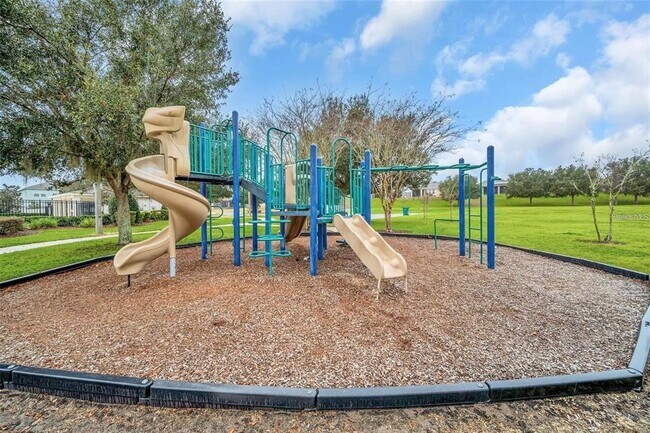 Building Photo - 2572 Limerick Cir