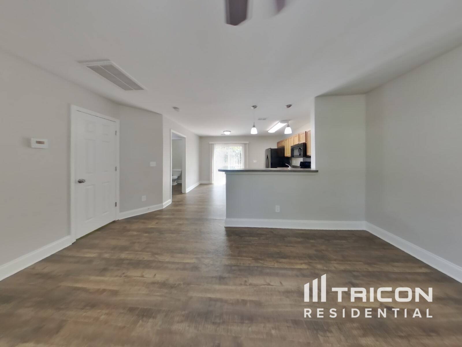 Building Photo - 2433 Terra Dr