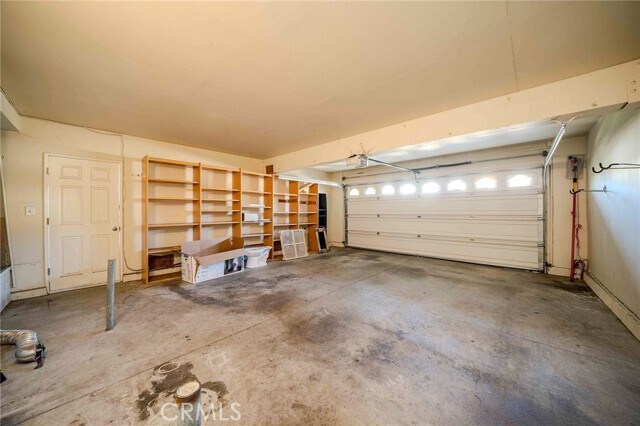 Building Photo - 2100 Winterwood Dr