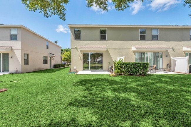 Building Photo - 7519 Aloma Pines Ct