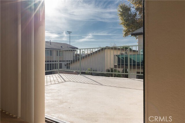 Building Photo - 1219 Edwards St