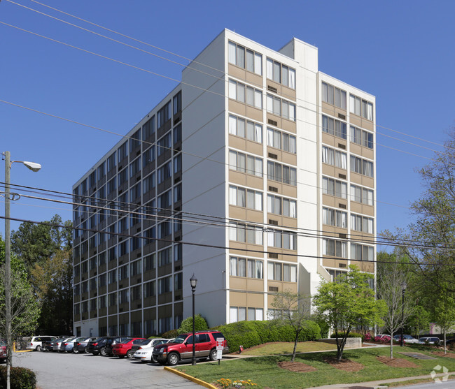 Building Photo - Cheshire Bridge Highrise