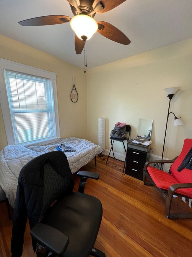 Building Photo - 340 Beacon St