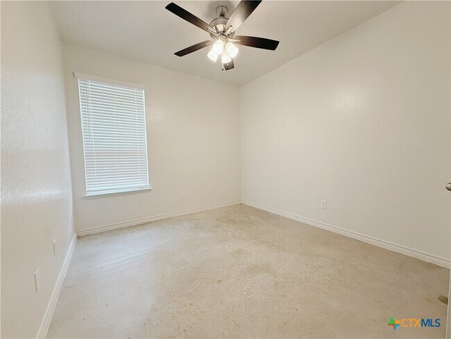 Building Photo - 215 A Riptide Dr