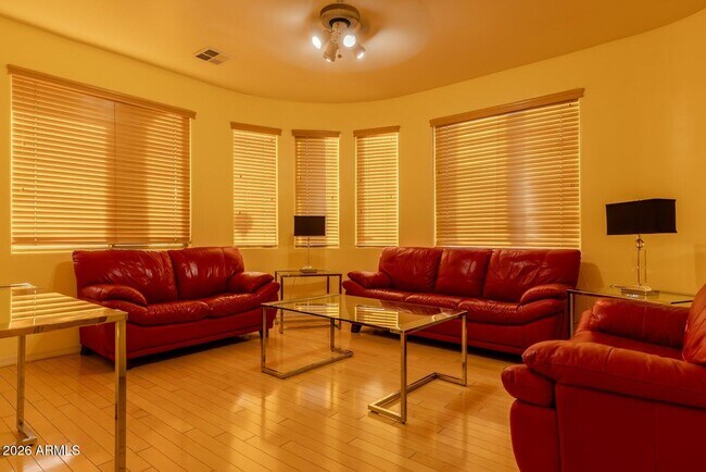 Building Photo - 18425 N 14th St