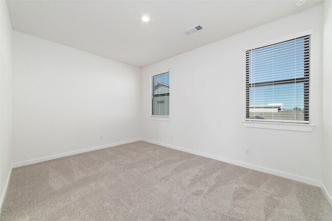 Building Photo - 3265 Loam Ln