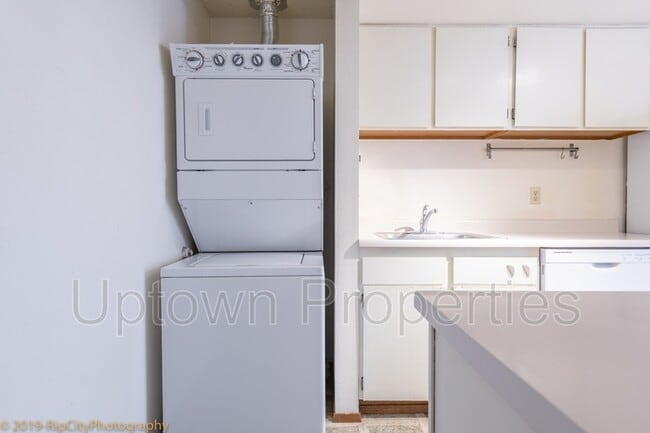 Building Photo - 254 Cervantes Cir