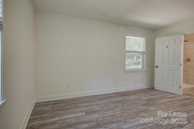 Building Photo - 3900 Rhodes Ave