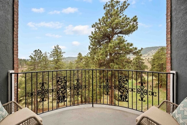 Building Photo - Exquisite Lookout Mountain Estate – Where ...