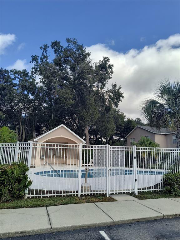 Building Photo - 1657 Windsor Oak Ct