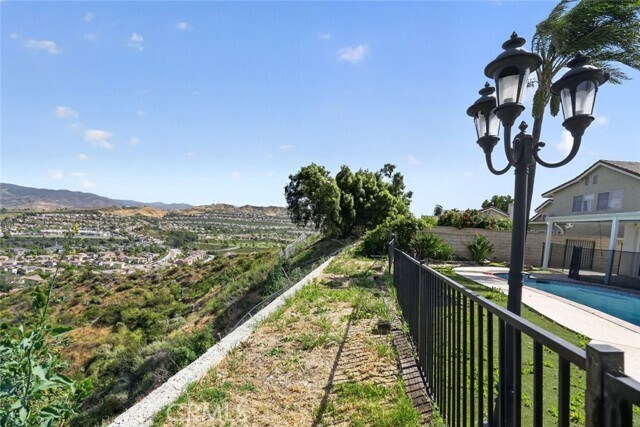 Building Photo - 28131 Florence Ln