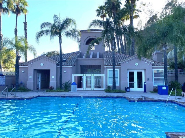 Building Photo - 1000 Calle Allegre