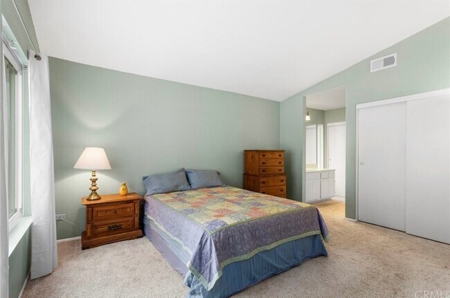 Building Photo - 22931 Springdale Dr