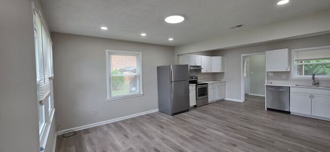 Building Photo - 3BR/2BA Home in Conover, North Carolina