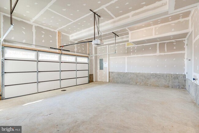 Building Photo - 1759 Autumn Maple Leaf Dr