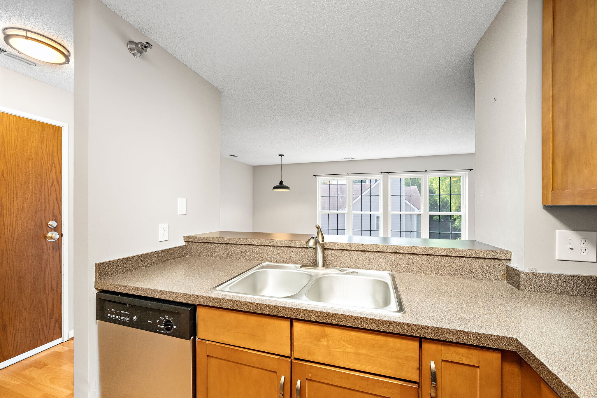 Building Photo - 6155 Chasewood Pky