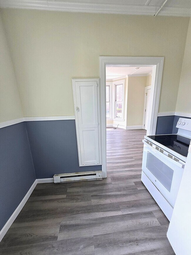 Building Photo - 47 Montgomery St